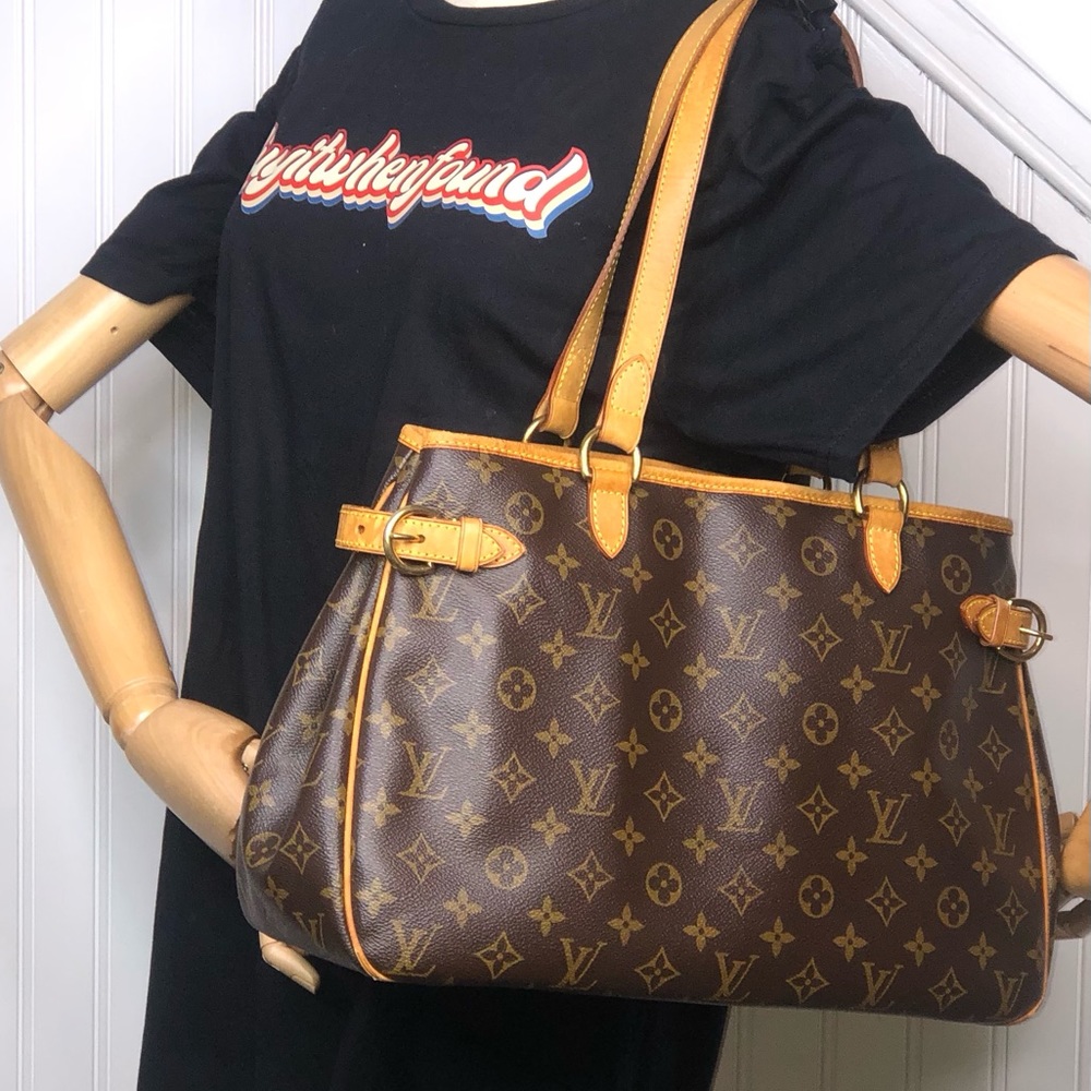 LOUIS VUITTON Batignolles LV Monogram Shoulder Bag COMES WITH: COA, LV DUST BAG